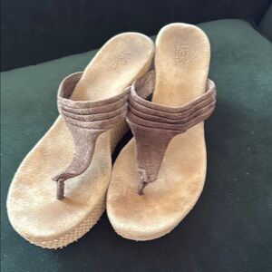 Ugh brown suede wedges worn twice